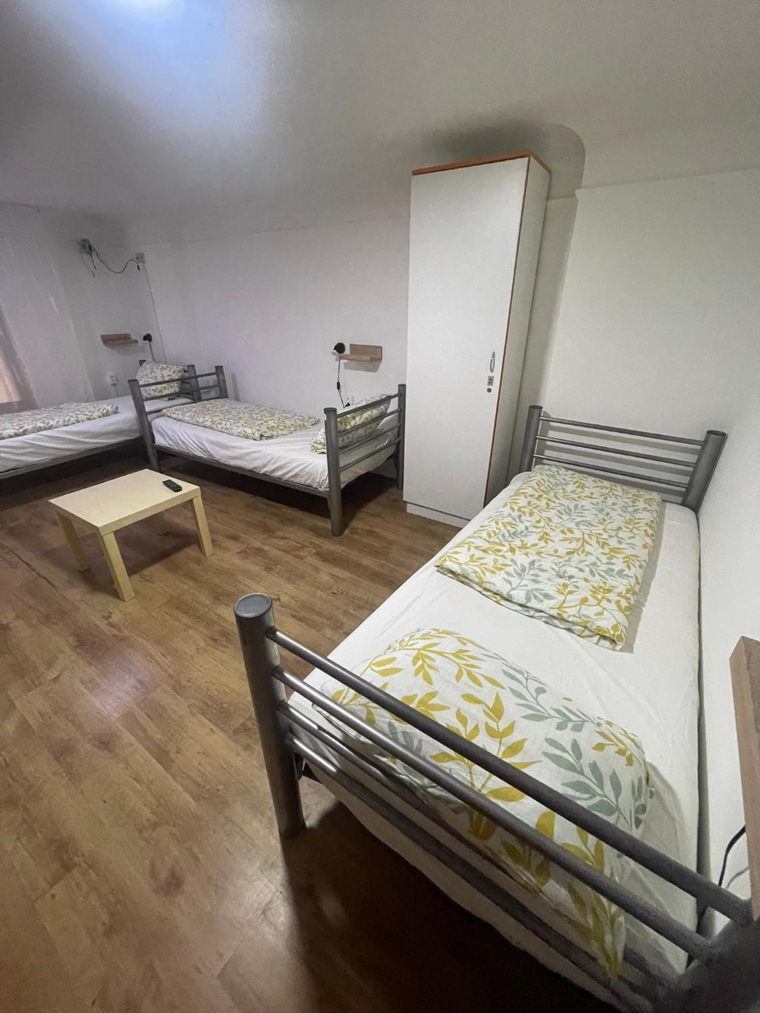 Center Hostel And Guest House Budapest Exteriör bild