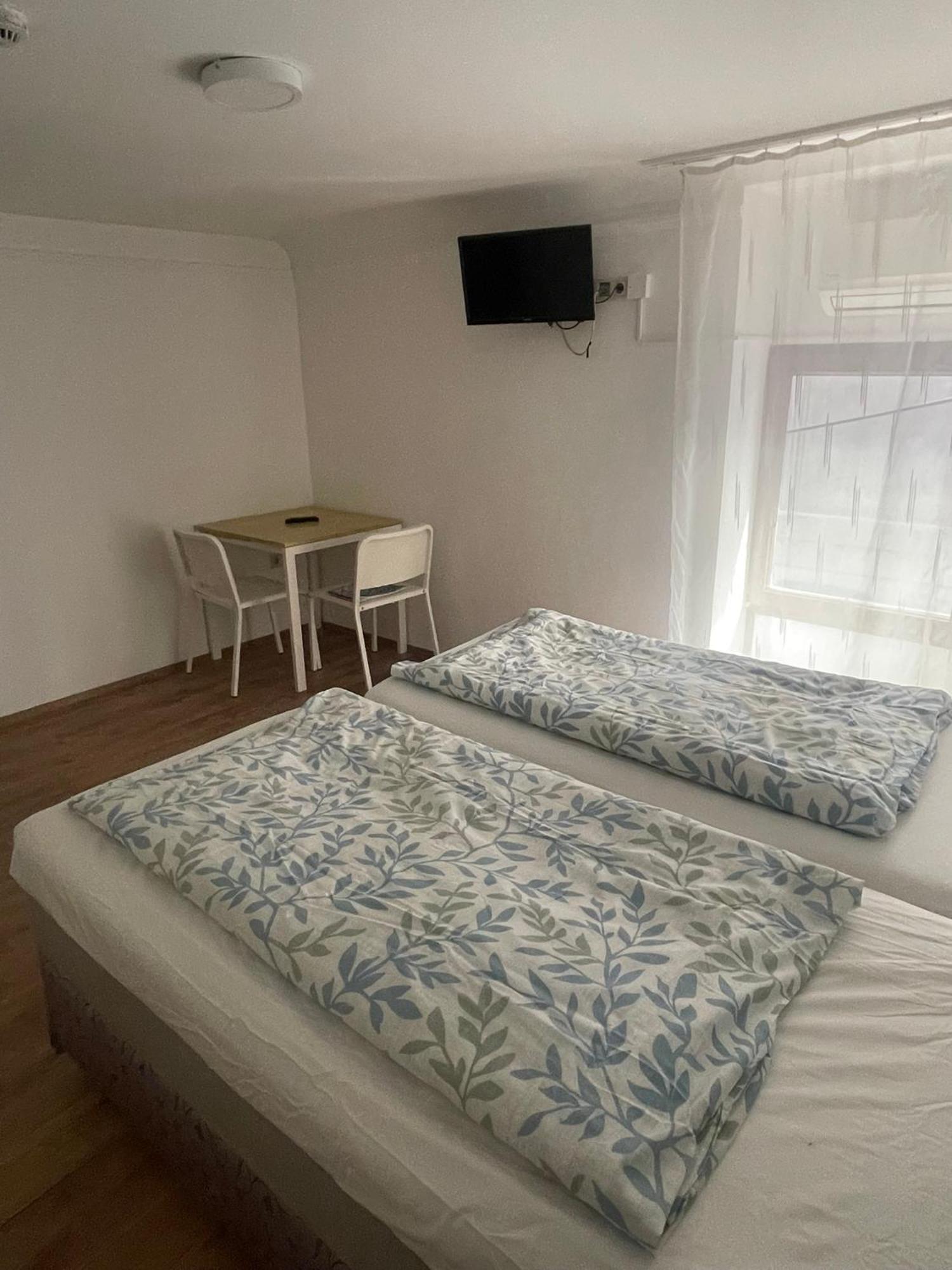 Center Hostel And Guest House Budapest Exteriör bild