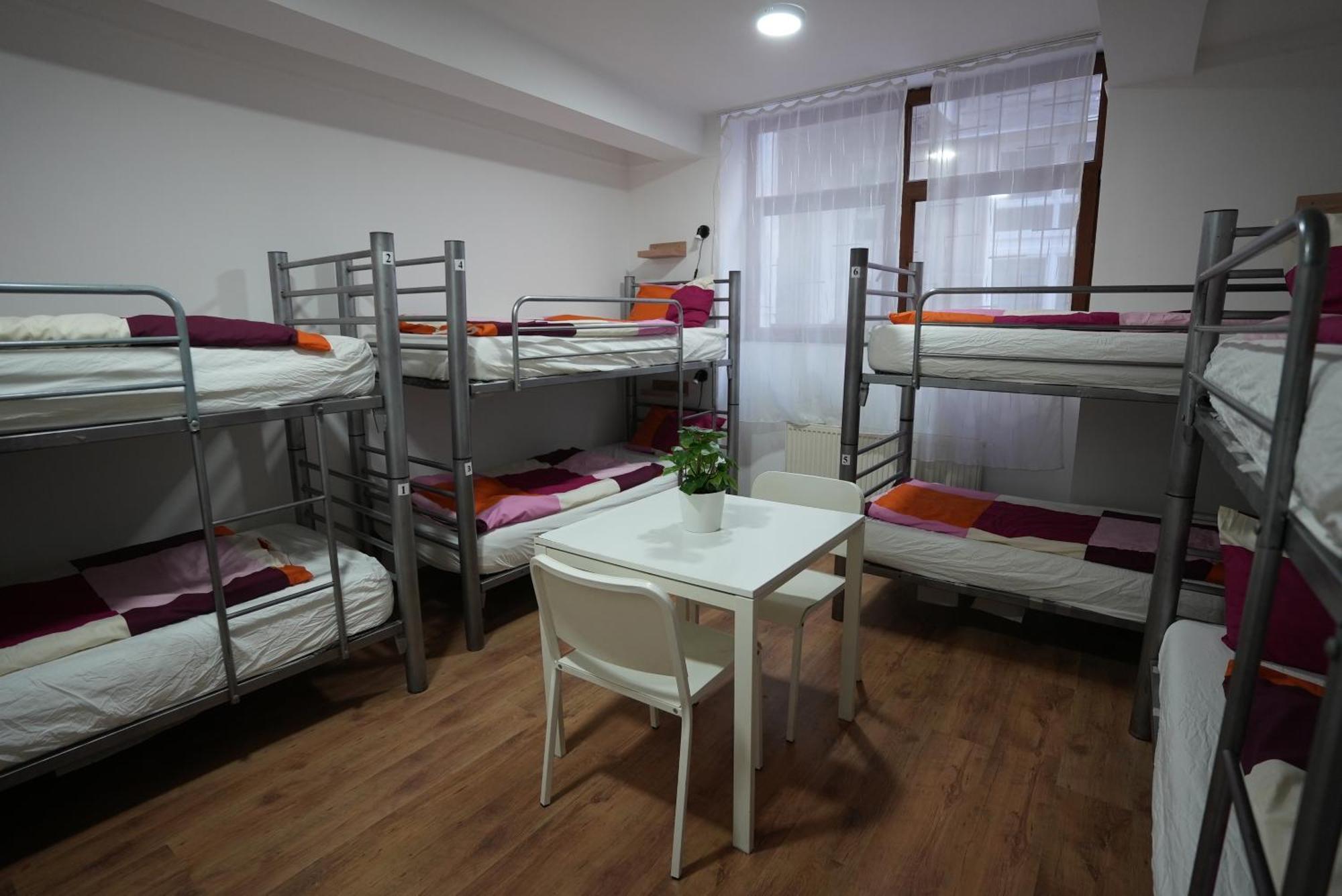 Center Hostel And Guest House Budapest Exteriör bild