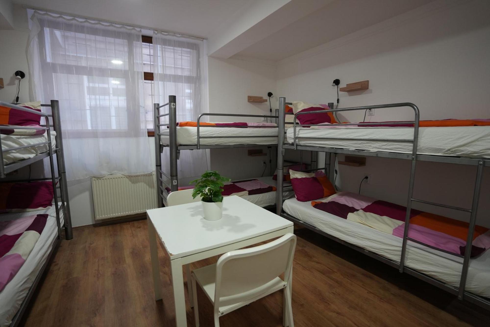 Center Hostel And Guest House Budapest Exteriör bild