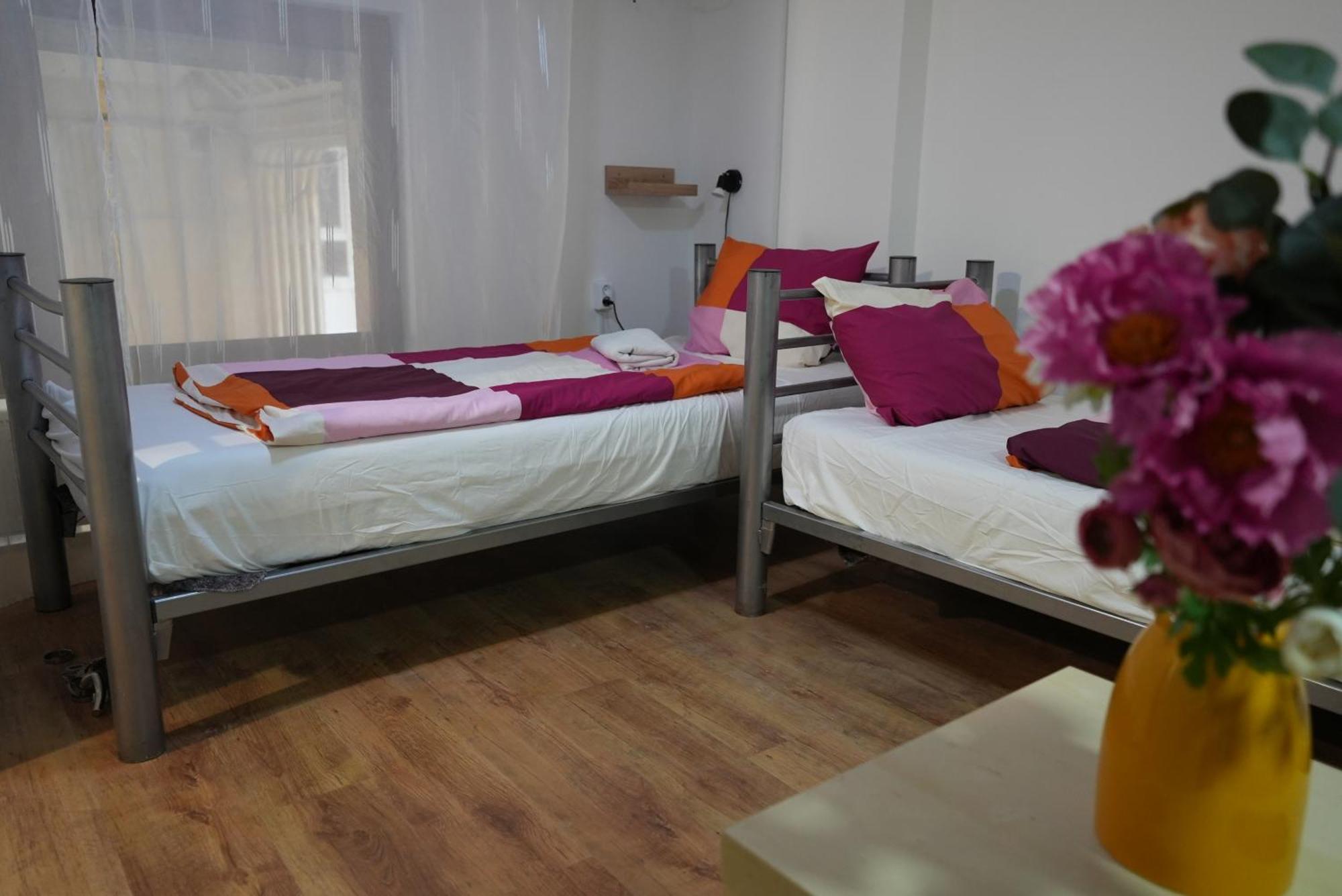 Center Hostel And Guest House Budapest Exteriör bild